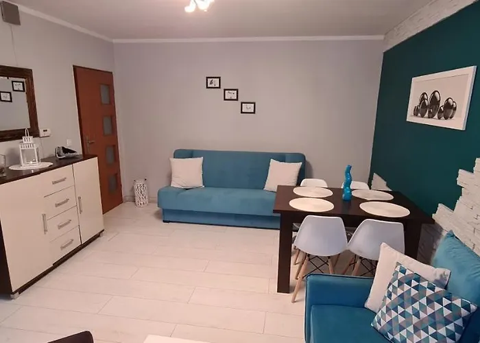 Quiet Basement Πόζναν