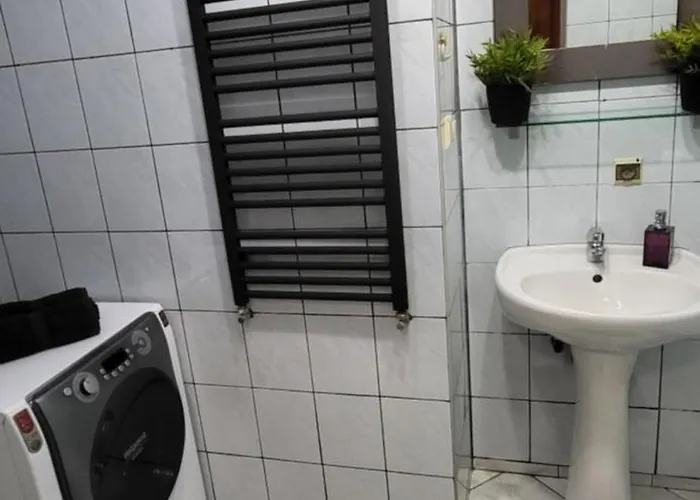 Quiet Basement Διαμέρισμα Πόζναν