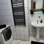 Quiet Basement Apartment Poznan