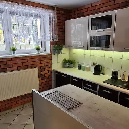 Apartament Quiet Basement *