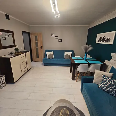 Quiet Basement Daire Poznan