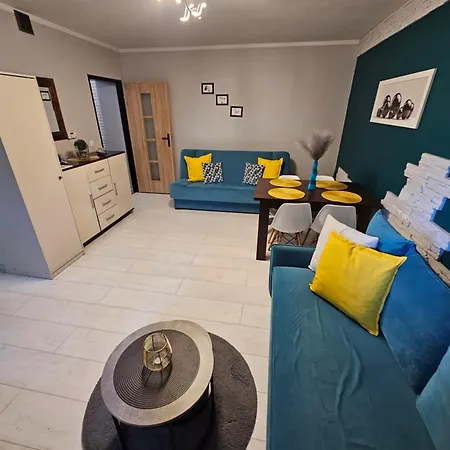 Quiet Basement Apartament