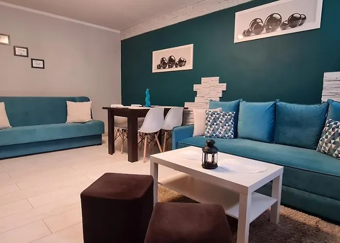 Daire Quiet Basement Poznan